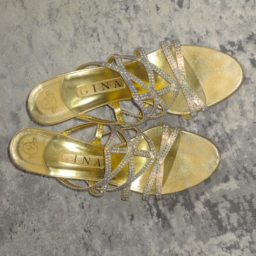 Gina Heels